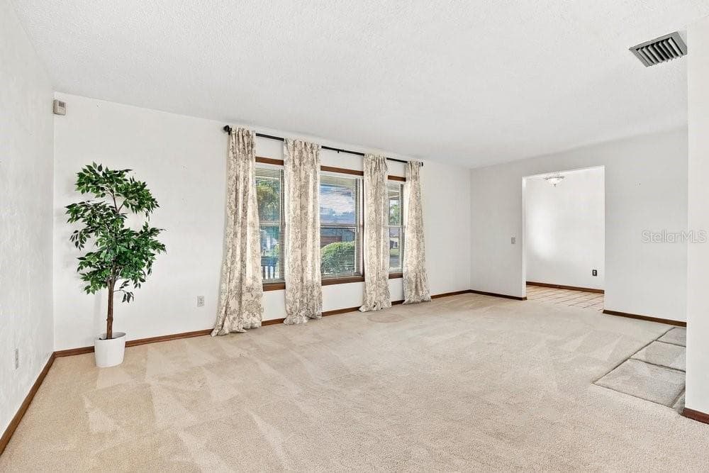Formal Living Room - 902 VICKSBURG STREET ST, DELTONA