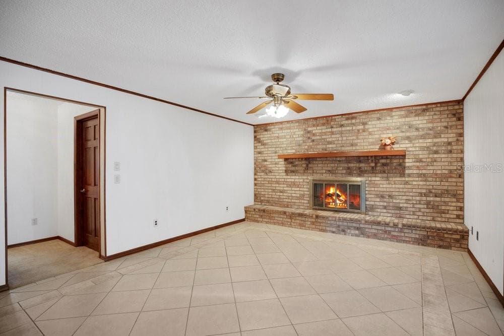Family Room - 902 VICKSBURG STREET ST, DELTONA