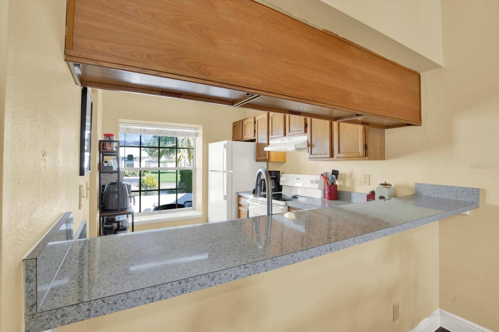 Villa at 7216 PARKSIDE VILLAS DR, ST PETERSBURG, photo 11 of 19