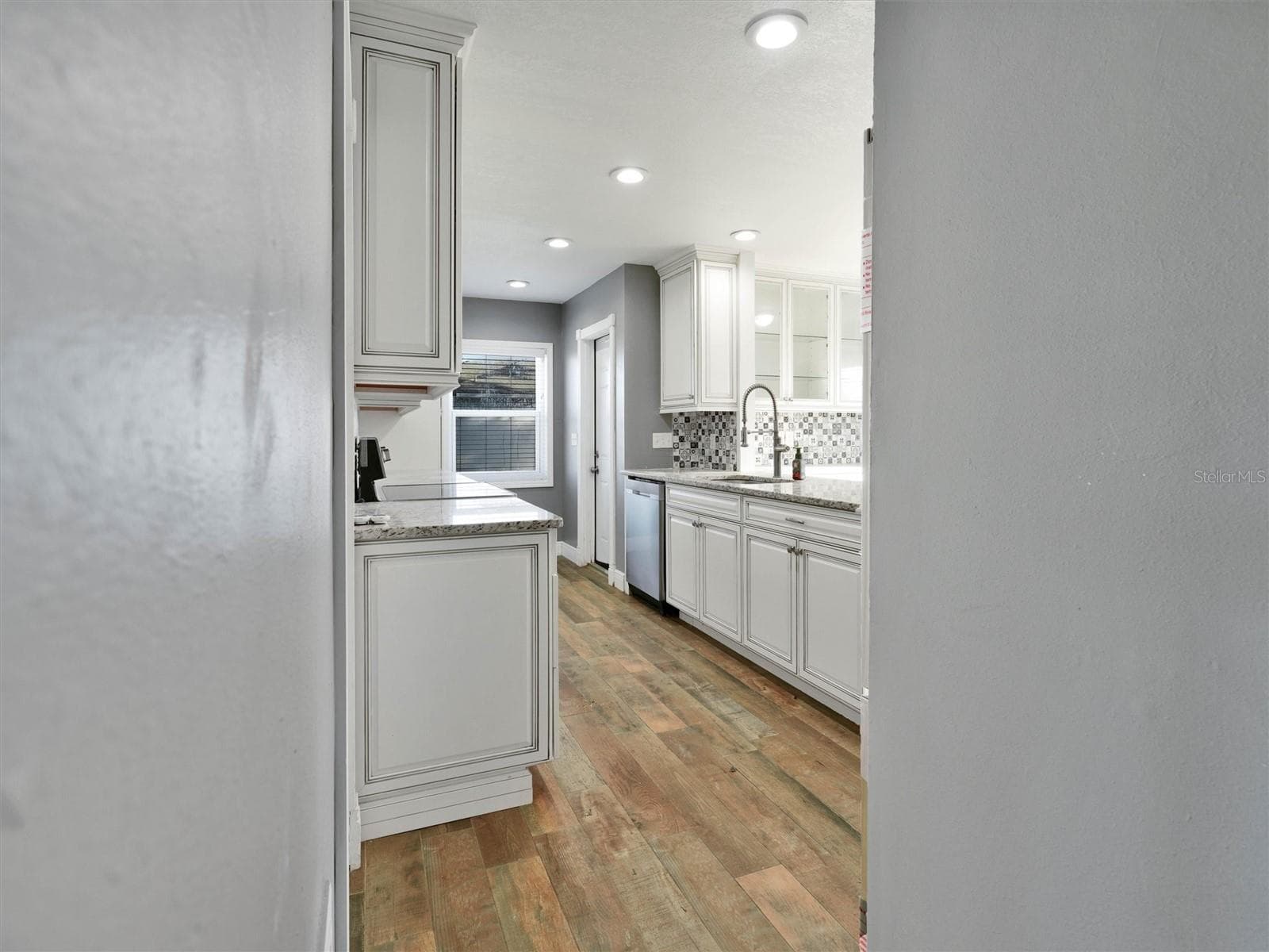 Single Family Residence at 1879 KAMLER AVE, ORLANDO, photo 9 of 43
