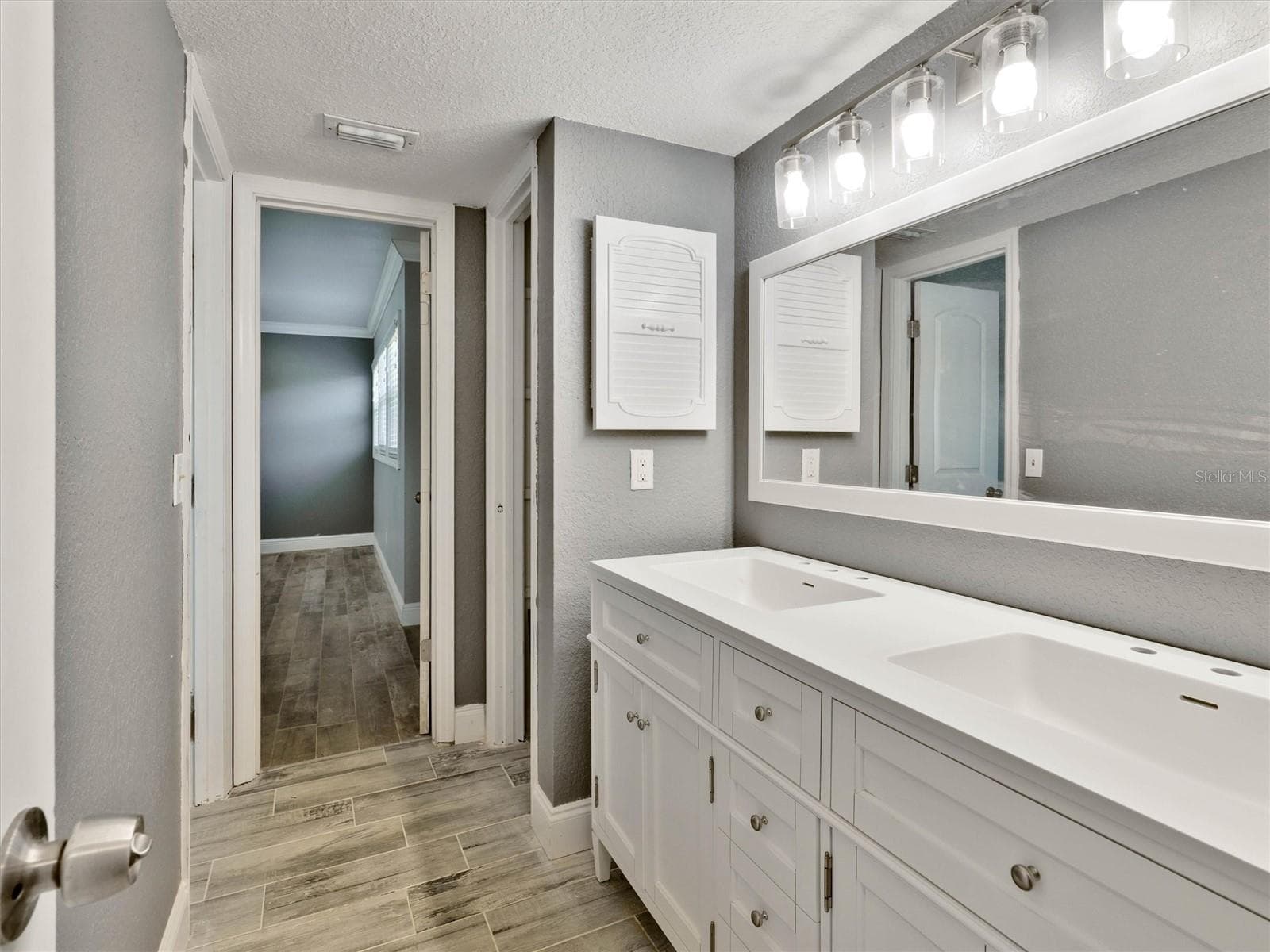 Single Family Residence at 1879 KAMLER AVE, ORLANDO, photo 16 of 43