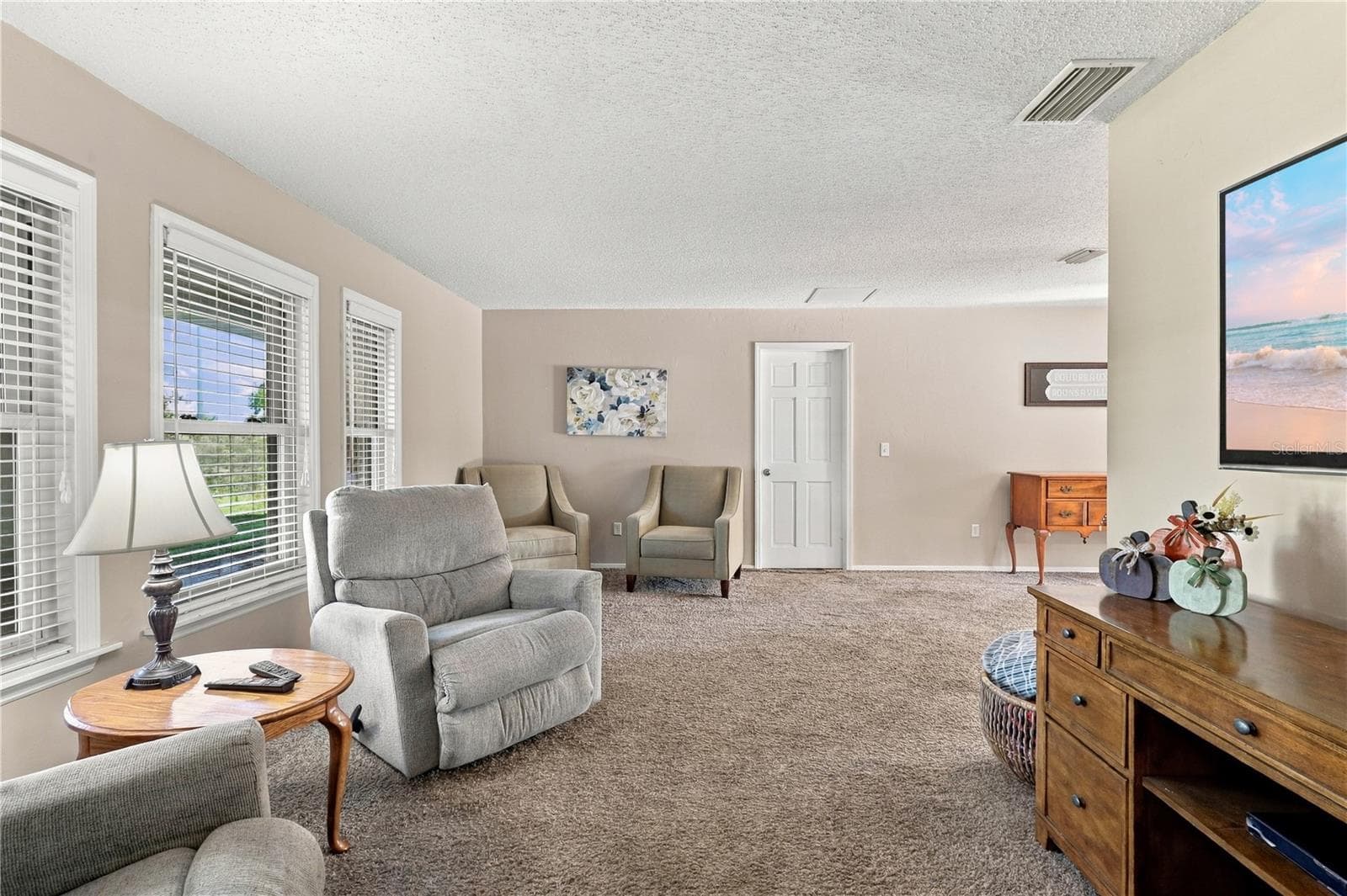 Formal living room - 2020 ALDORO TER, DELTONA