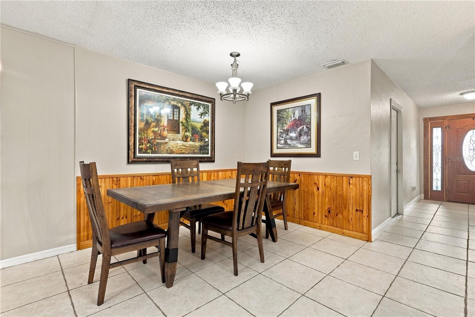 Kitchen nook - 2020 ALDORO TER, DELTONA
