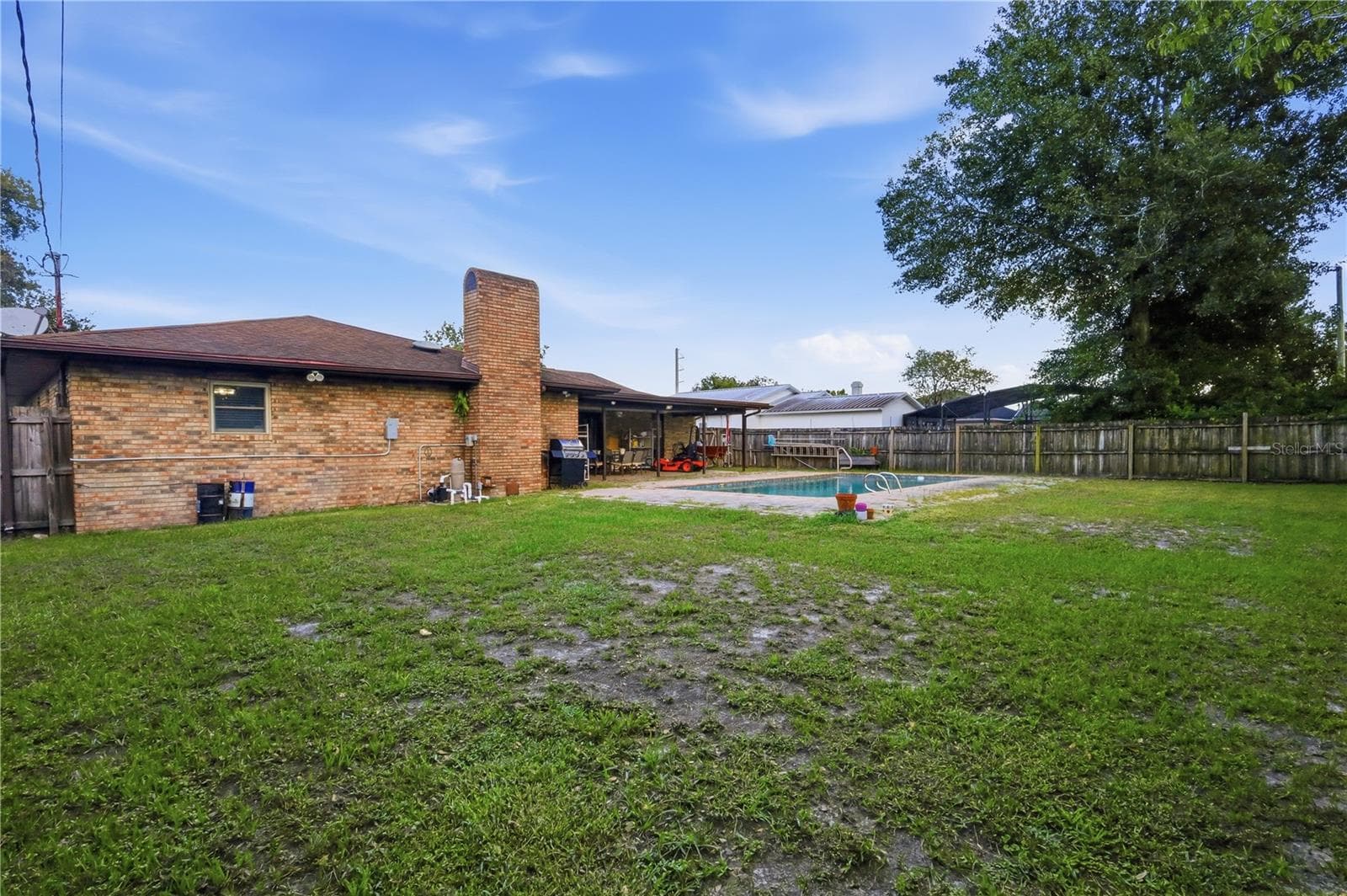 Backyard - 2020 ALDORO TER, DELTONA