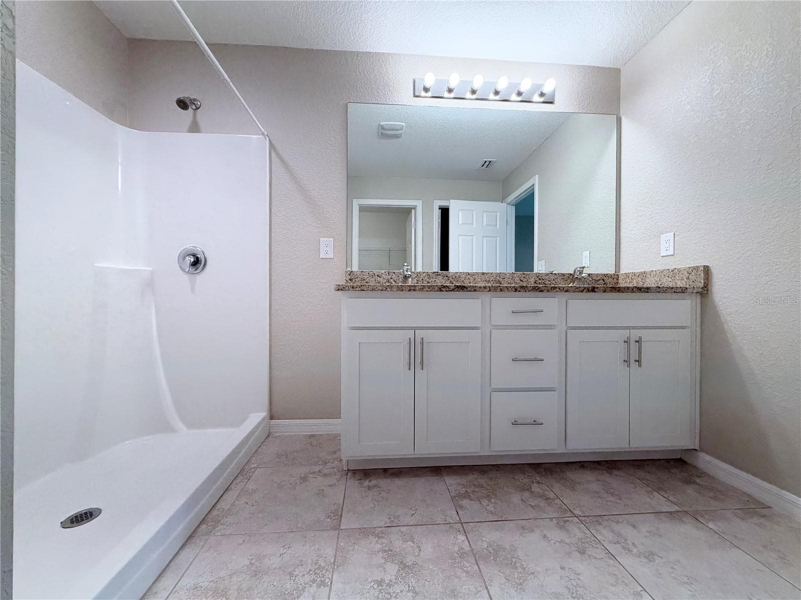 Single Family Residence at 1546 GLENAN RD, NORTH PORT, photo 7 of 17