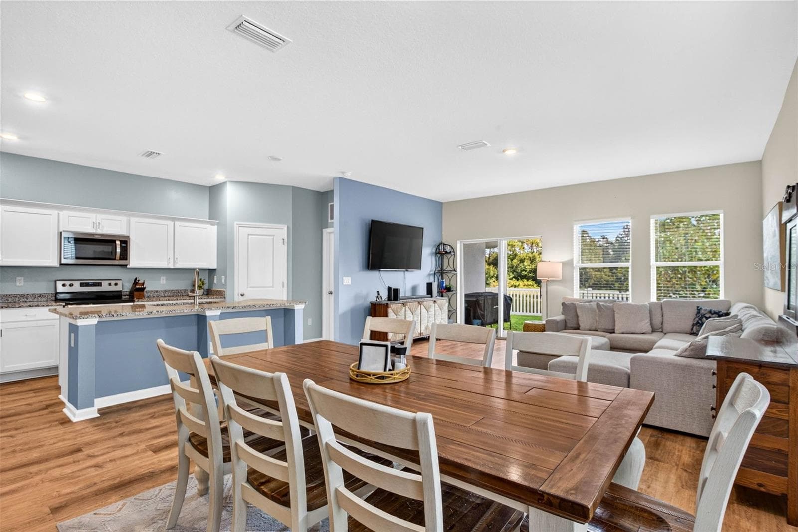 Single Family Residence at 35683 BUTTONWEED TRL, ZEPHYRHILLS, photo 10 of 69
