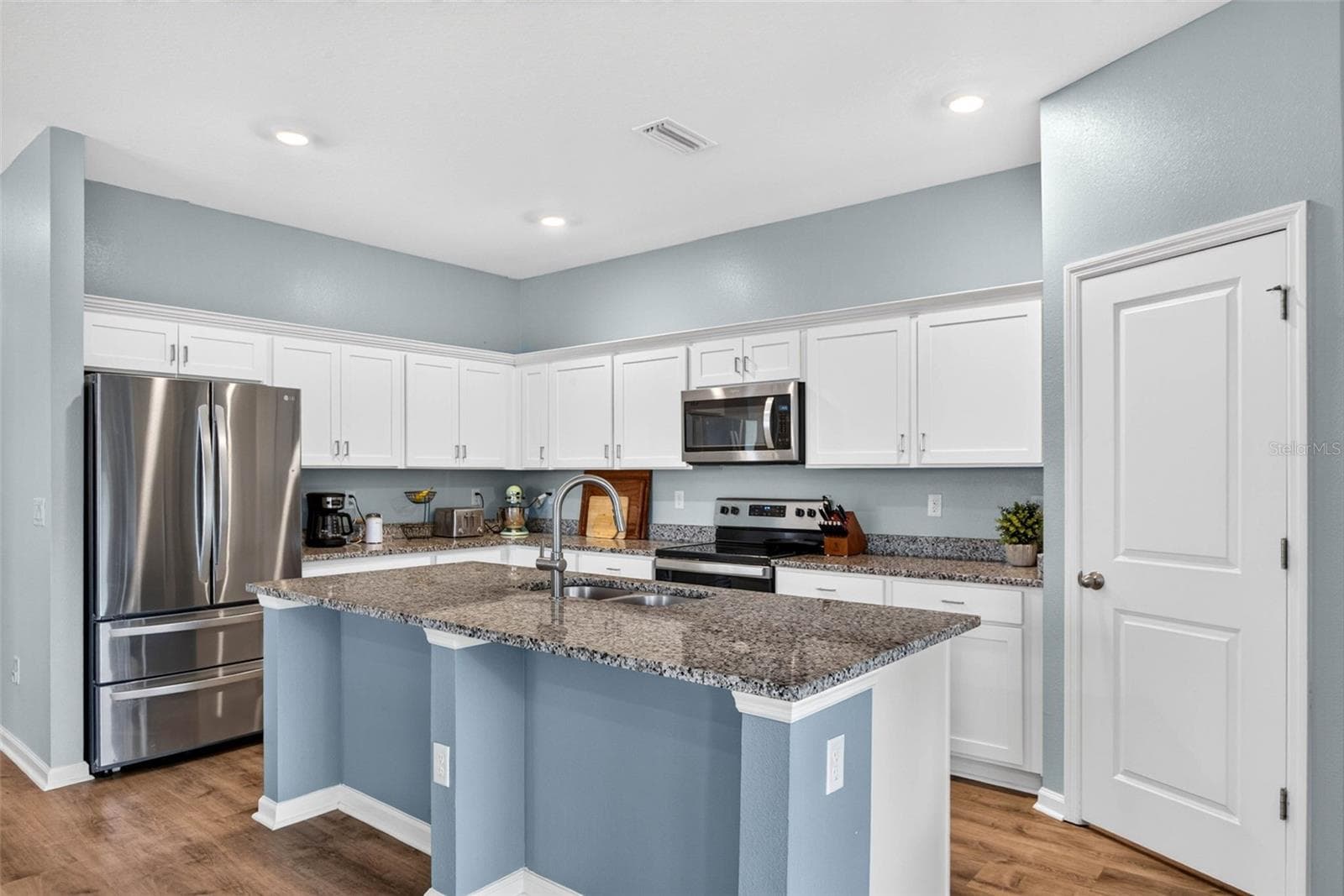 Single Family Residence at 35683 BUTTONWEED TRL, ZEPHYRHILLS, photo 12 of 69