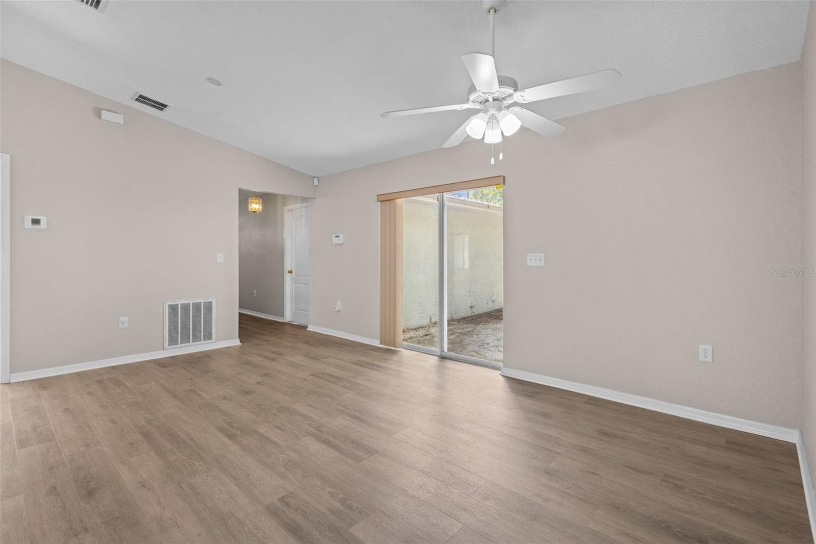 Living Room - 7399 TANAWANDA TRL, SPRING HILL