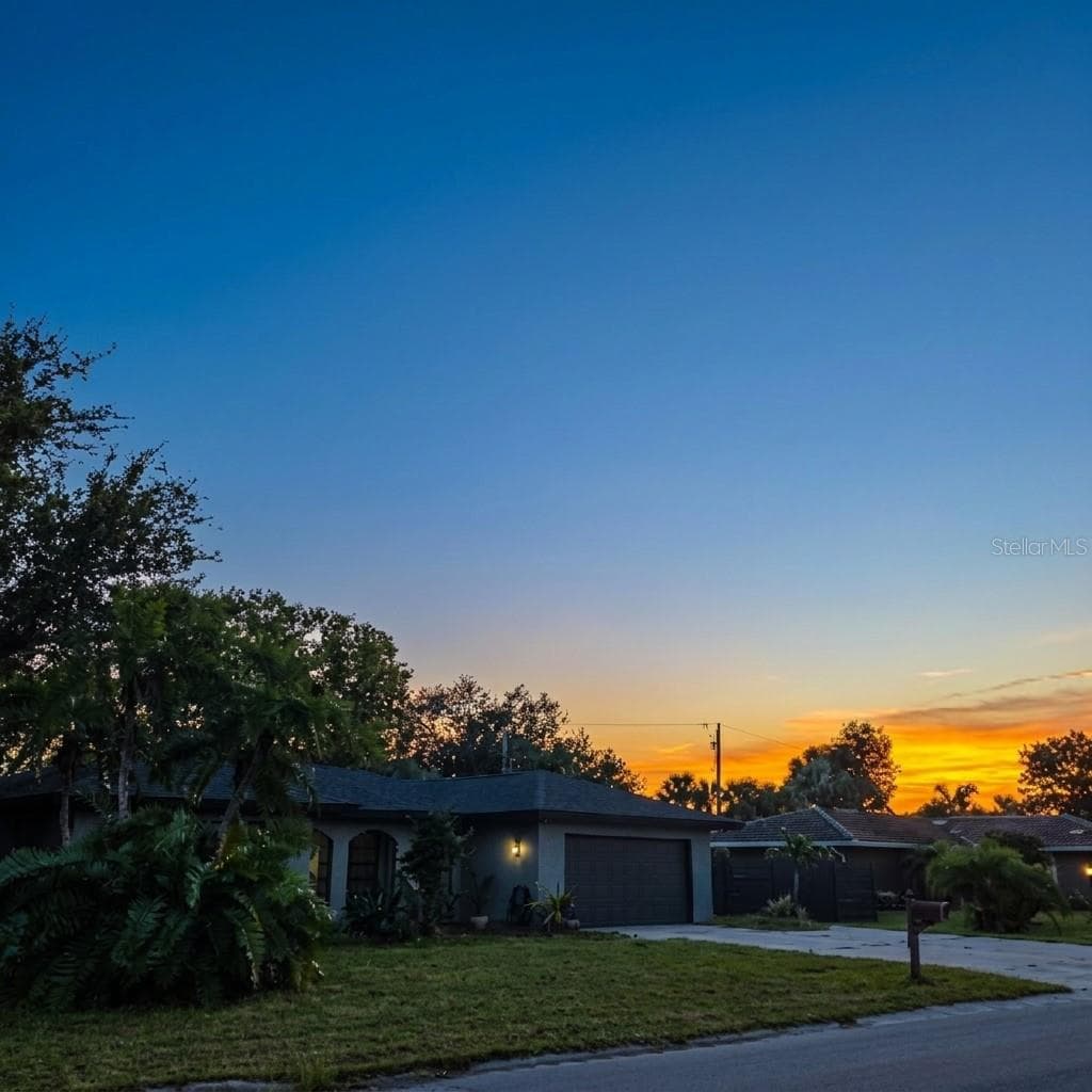 1801 MID OCEAN CIR