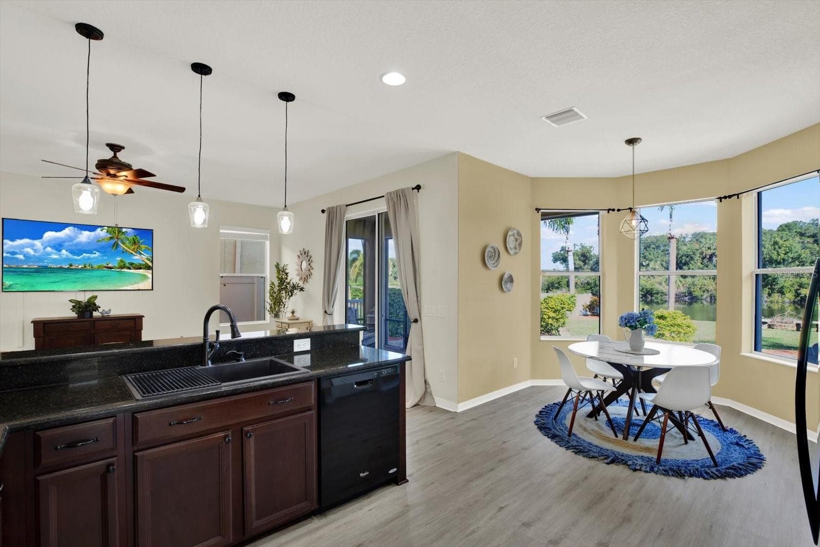 Single Family Residence at 7127 FOREST MERE DR, RIVERVIEW, photo 17 of 77