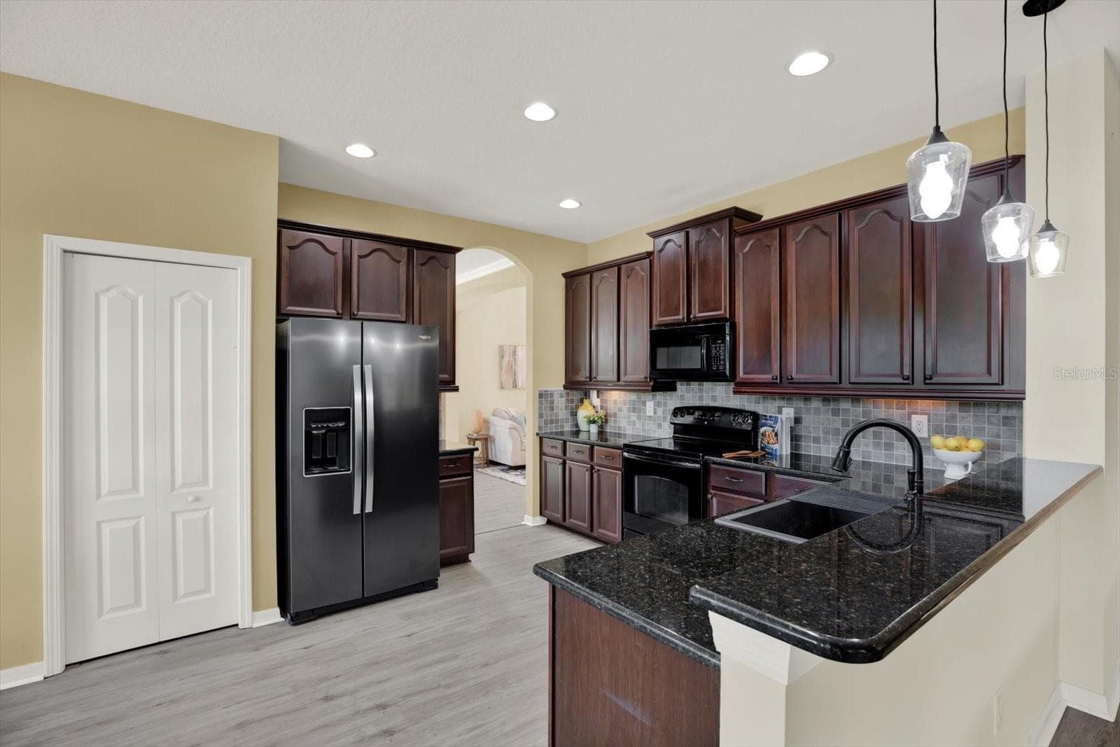 Single Family Residence at 7127 FOREST MERE DR, RIVERVIEW, photo 21 of 77