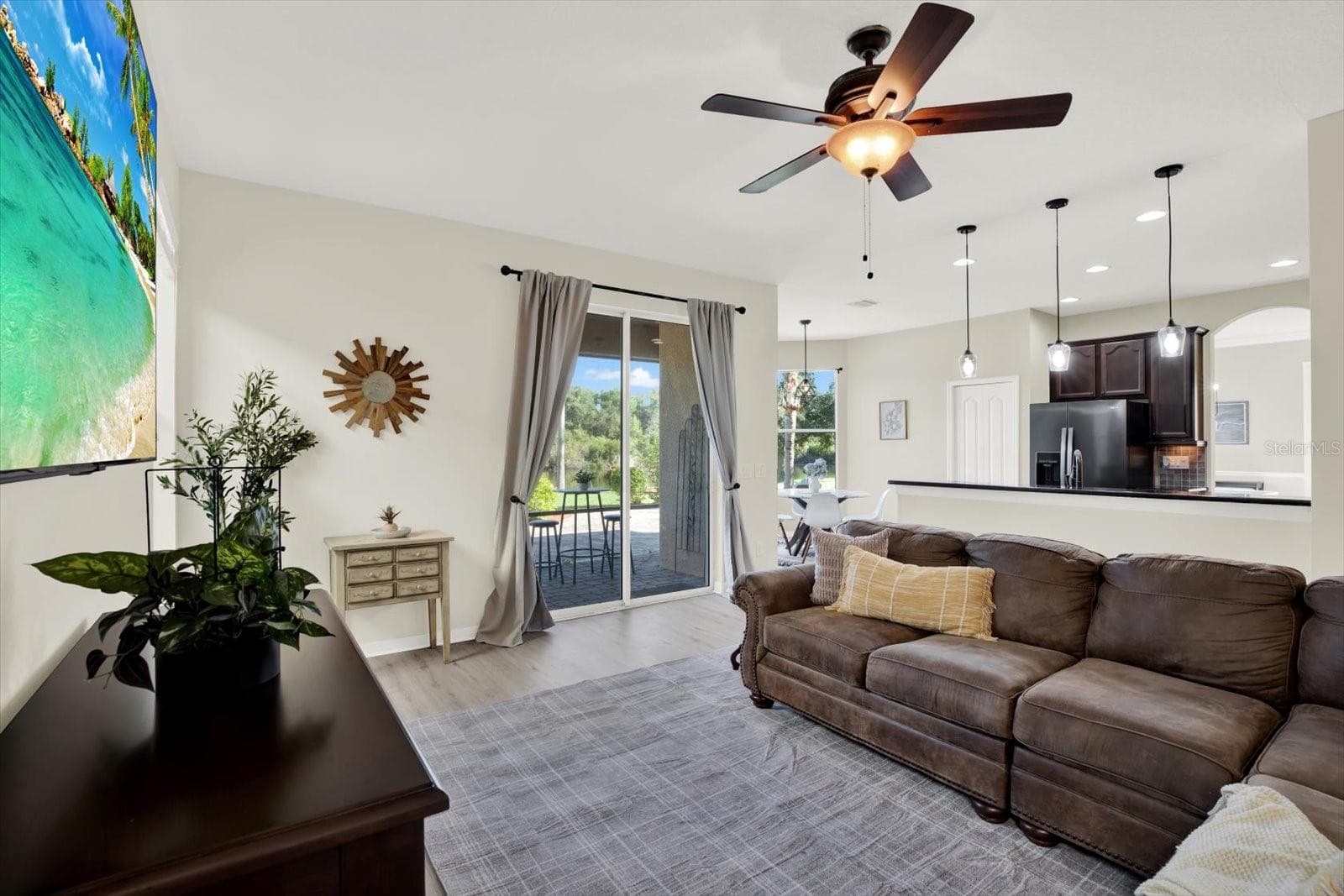 Single Family Residence at 7127 FOREST MERE DR, RIVERVIEW, photo 26 of 77