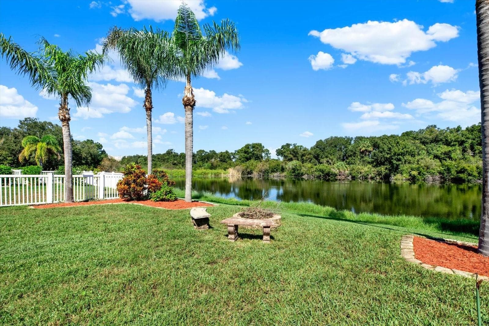 Single Family Residence at 7127 FOREST MERE DR, RIVERVIEW, photo 55 of 77