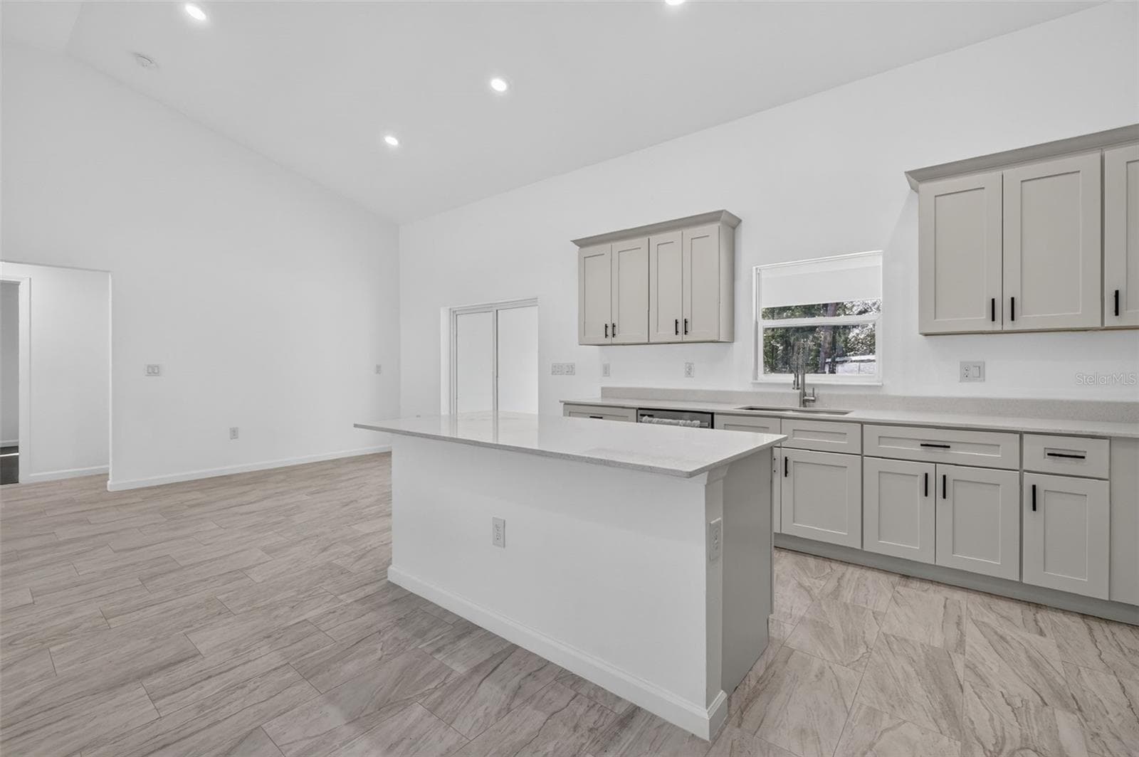 Single Family Residence at 17348 SW 41ST CIR, OCALA, photo 11 of 26