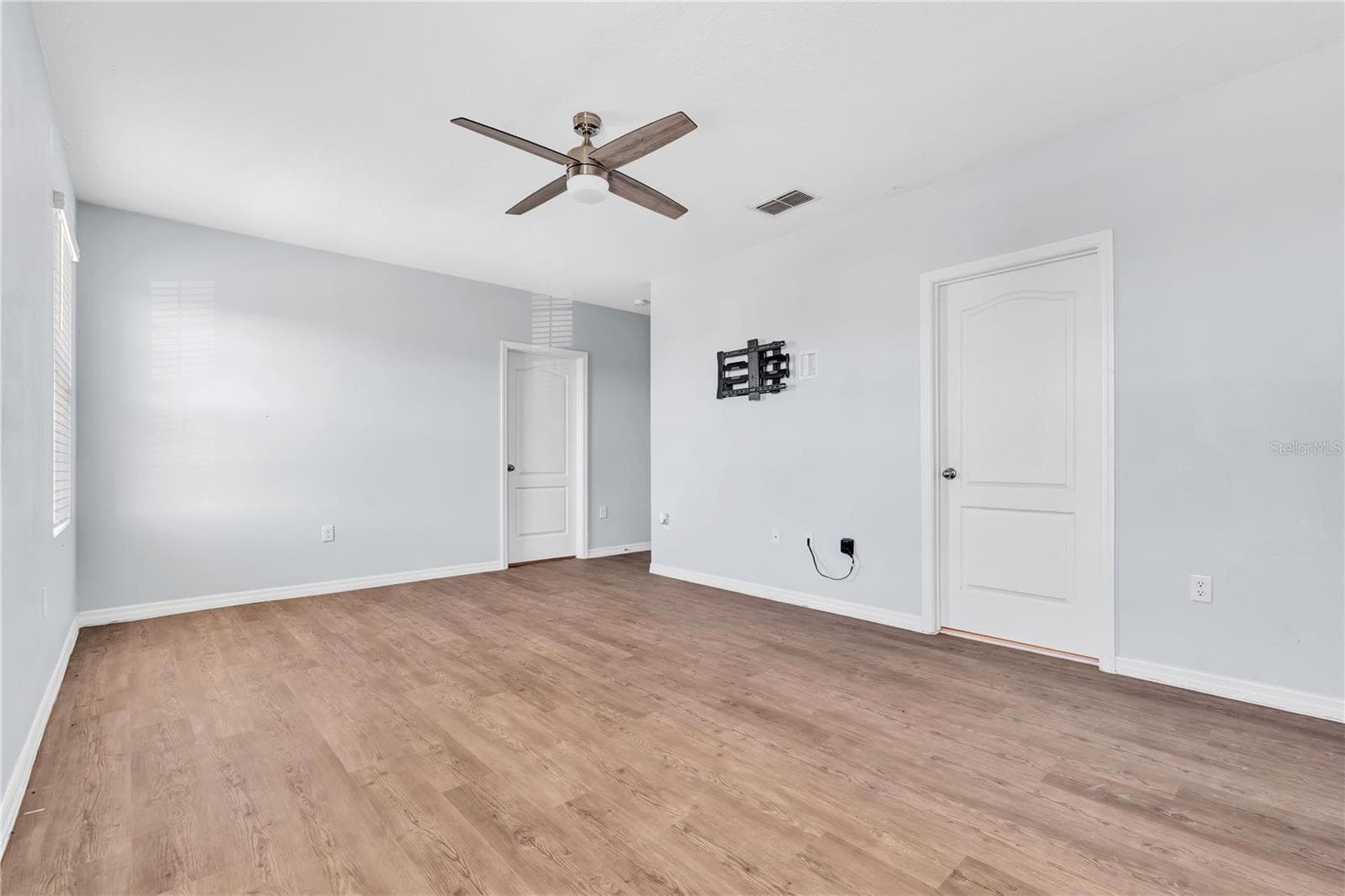 Single Family Residence at 792 BROOKLET DR, DAVENPORT, photo 17 of 38