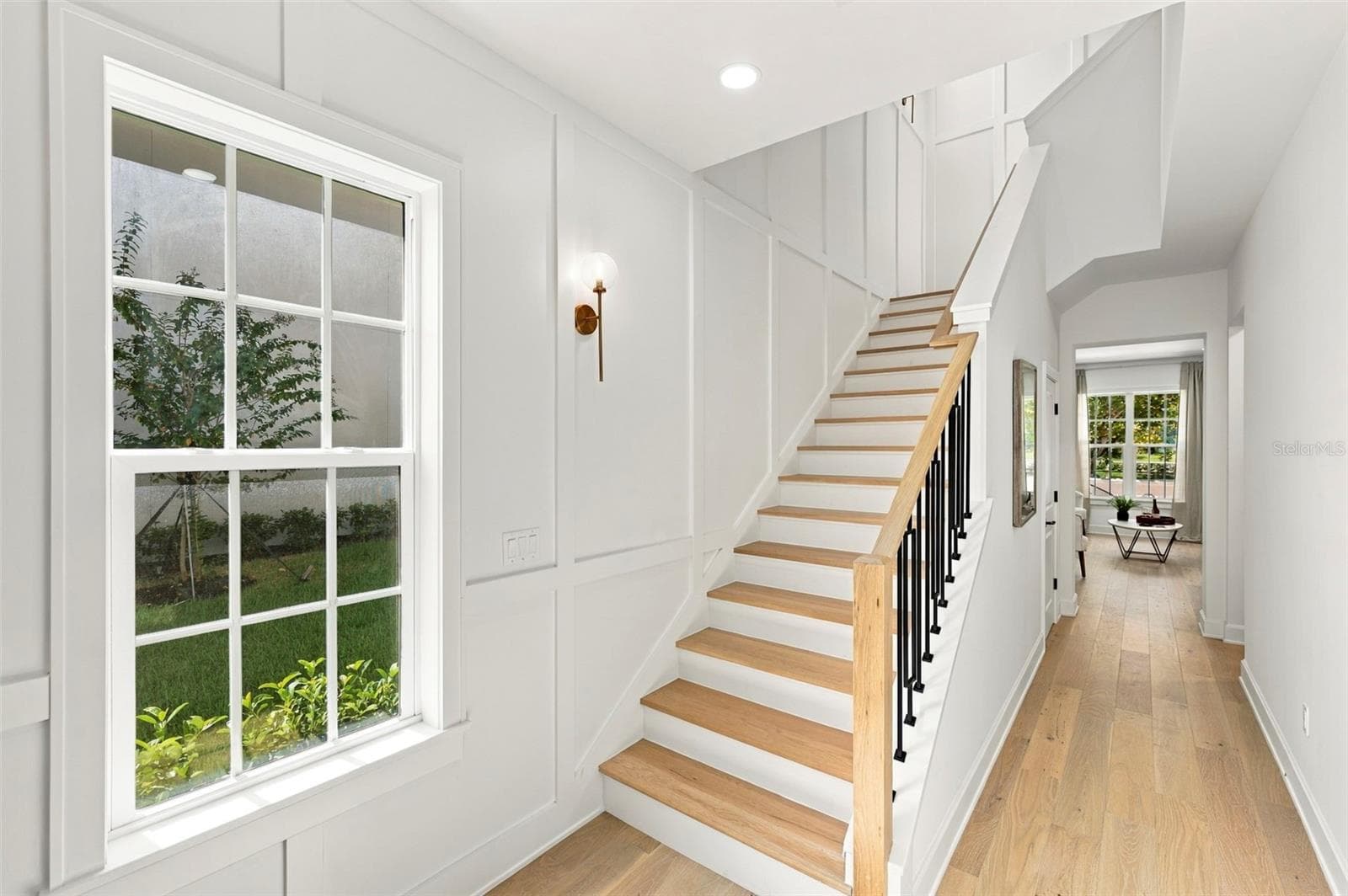 Townhouse at 460 GILMAN PL N, ST PETERSBURG, photo 3 of 67