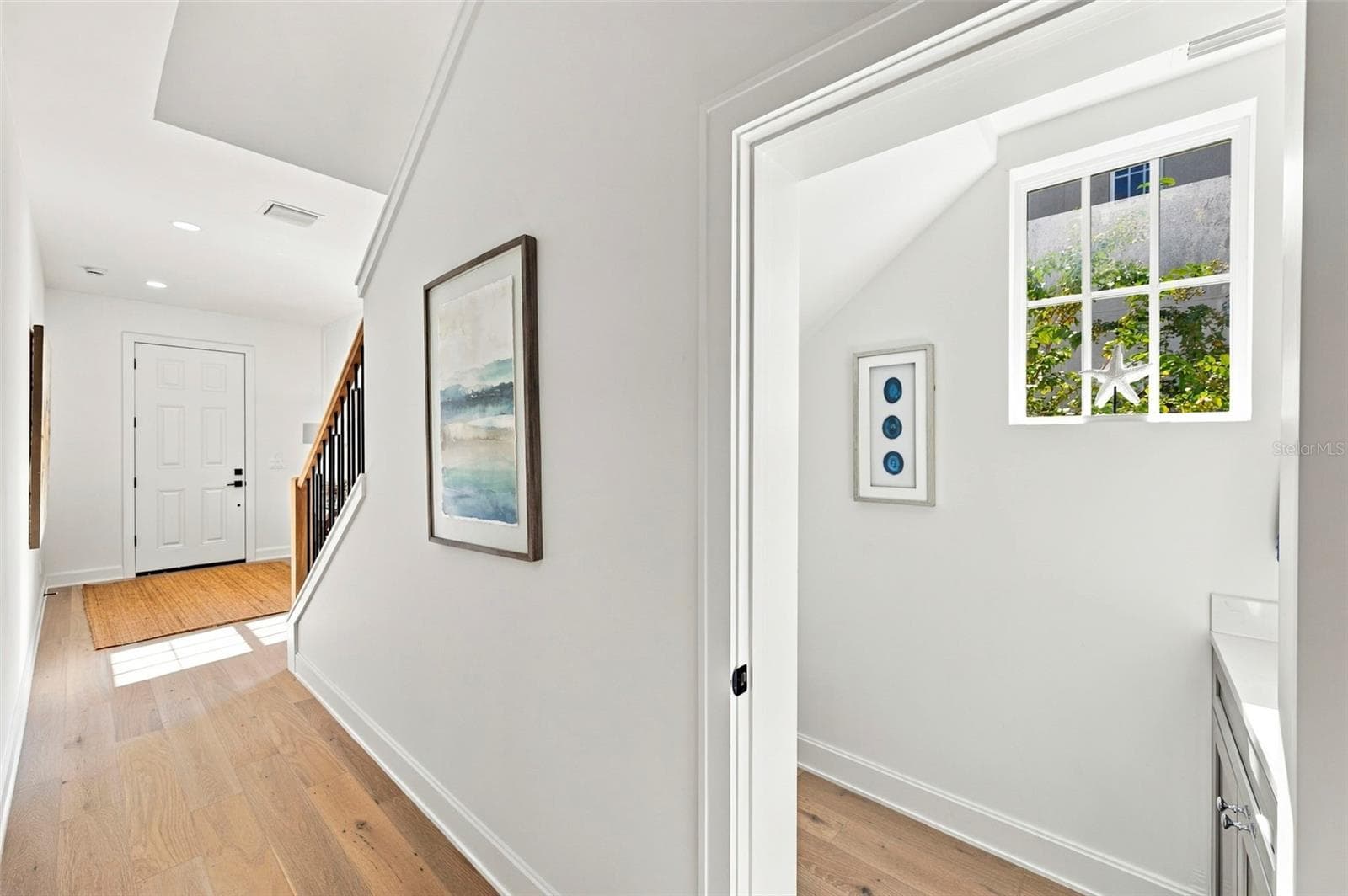 Townhouse at 460 GILMAN PL N, ST PETERSBURG, photo 4 of 67