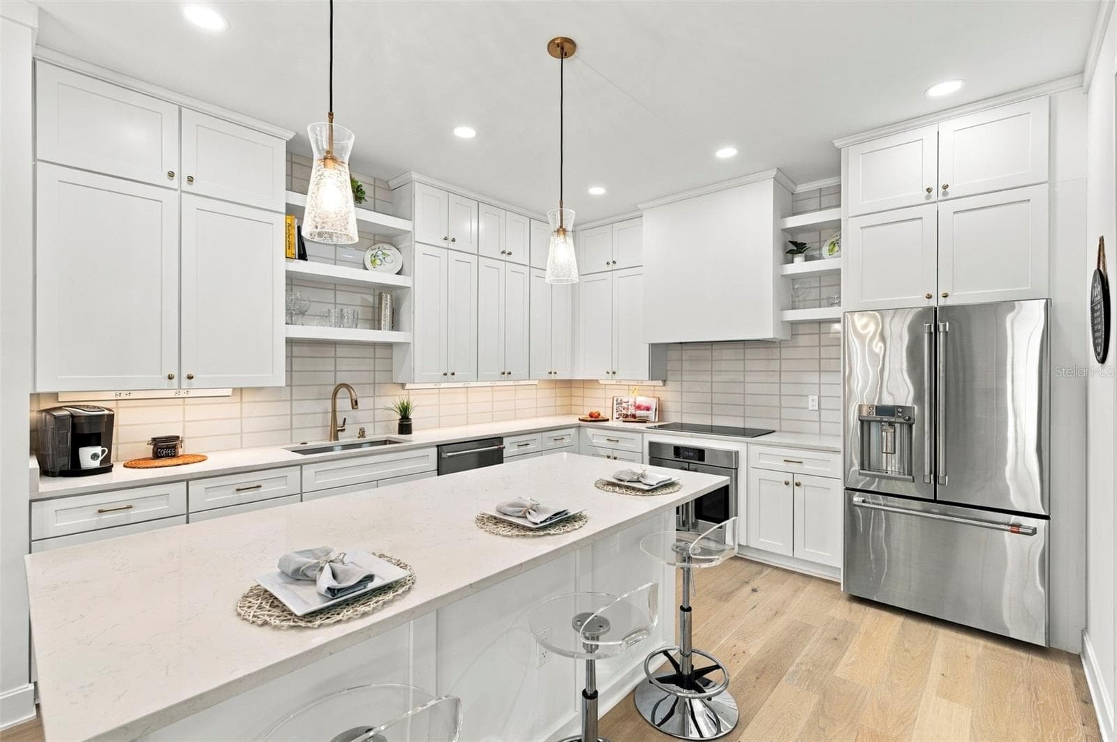 Townhouse at 460 GILMAN PL N, ST PETERSBURG, photo 14 of 67