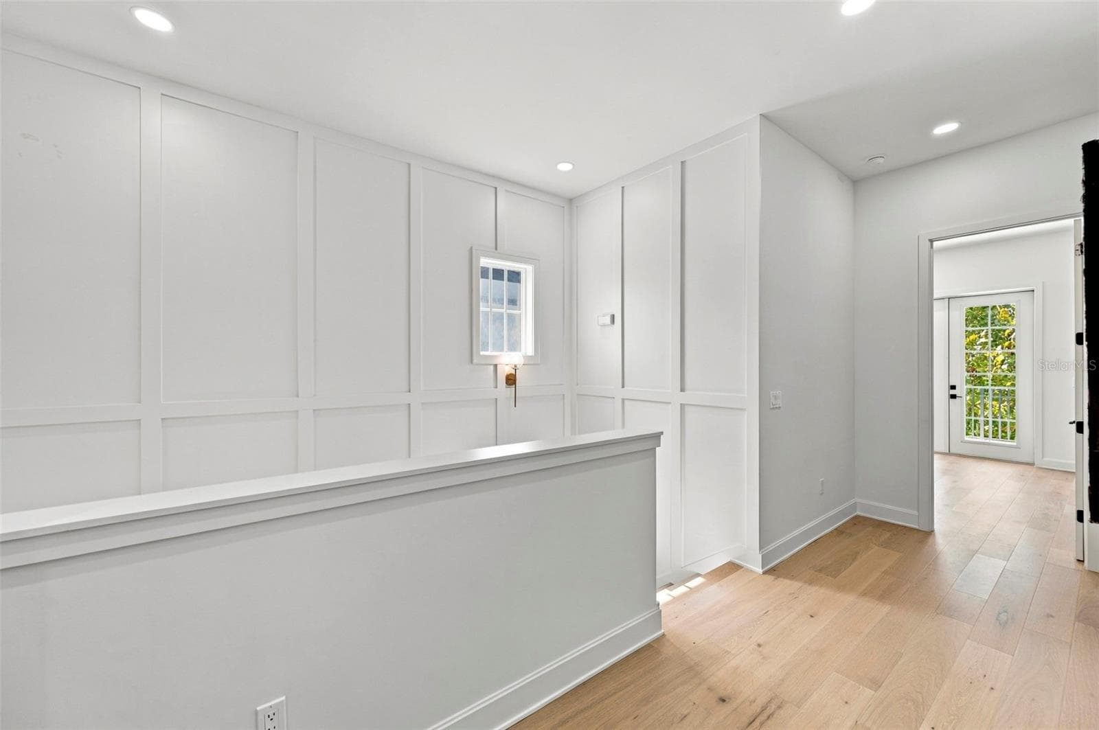 Townhouse at 460 GILMAN PL N, ST PETERSBURG, photo 21 of 67