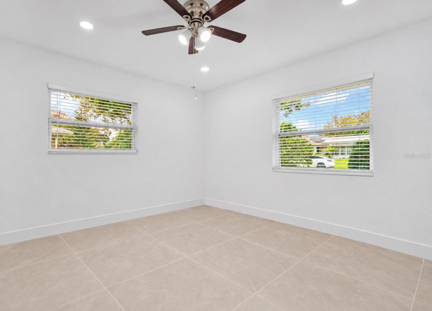 Single Family Residence at 15 MARS AVE, CLEARWATER, photo 25 of 40