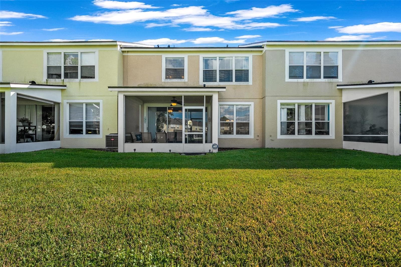 Townhouse at 10170 HAVERHILL RIDGE DR, RIVERVIEW, photo 40 of 44