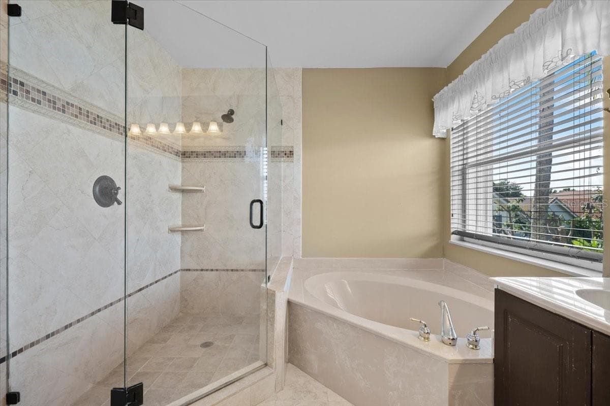 Single Family Residence at 7639 NORTHTREE CLUB DR, LAKE WORTH, photo 26 of 42
