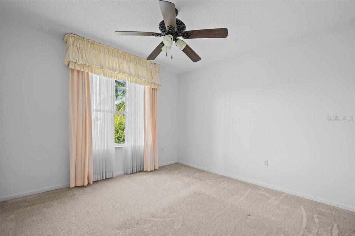 Single Family Residence at 7639 NORTHTREE CLUB DR, LAKE WORTH, photo 29 of 42