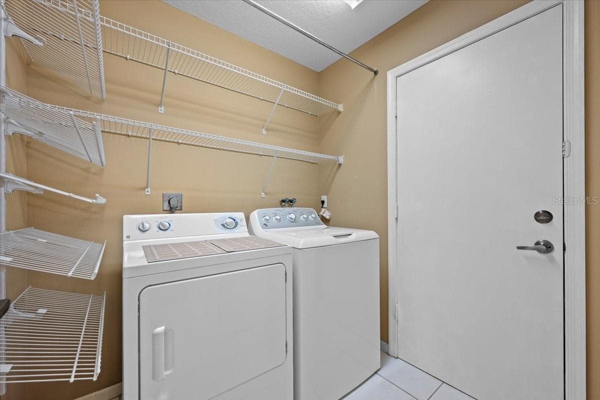 Single Family Residence at 7639 NORTHTREE CLUB DR, LAKE WORTH, photo 37 of 42