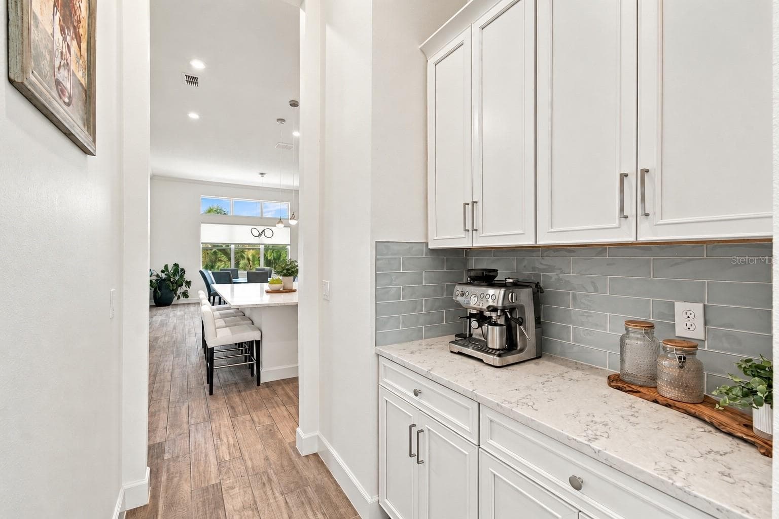 Single Family Residence at 832 MANNS HARBOR DR, APOLLO BEACH, photo 7 of 100