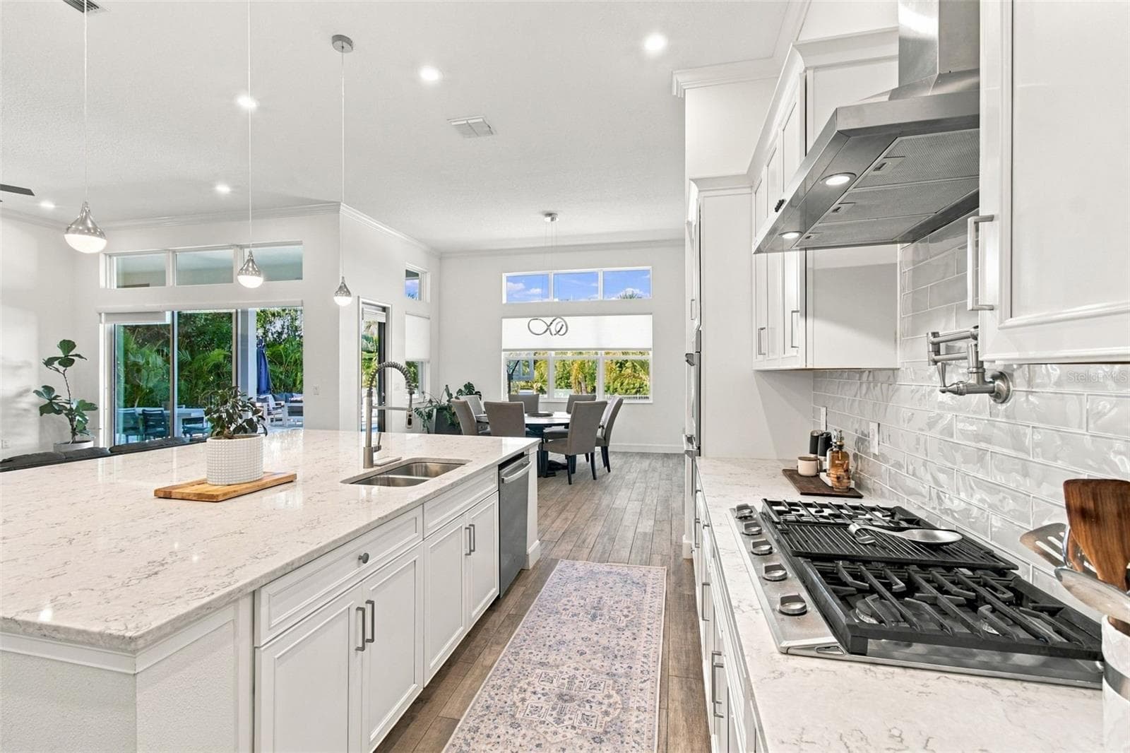 Single Family Residence at 832 MANNS HARBOR DR, APOLLO BEACH, photo 11 of 100