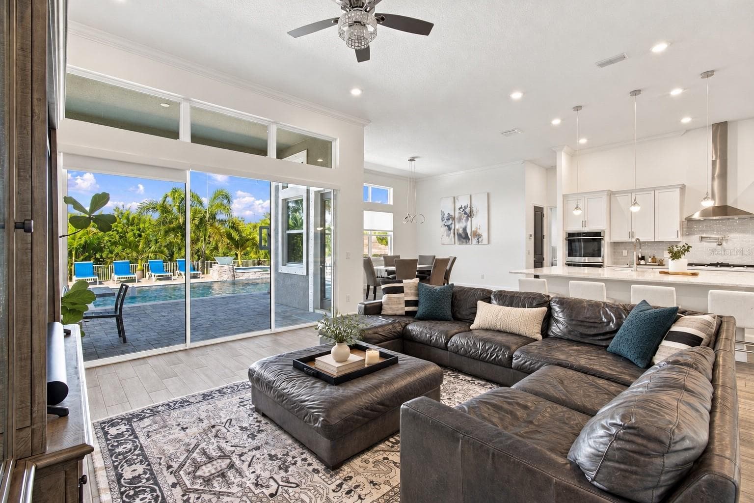 Single Family Residence at 832 MANNS HARBOR DR, APOLLO BEACH, photo 19 of 100