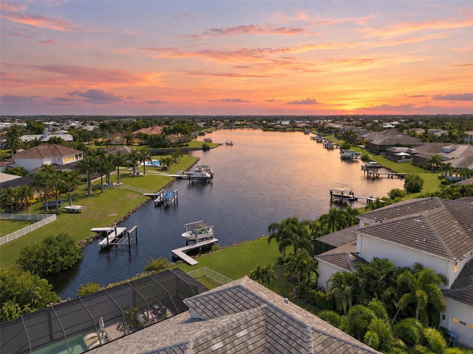 Single Family Residence at 832 MANNS HARBOR DR, APOLLO BEACH, photo 82 of 100