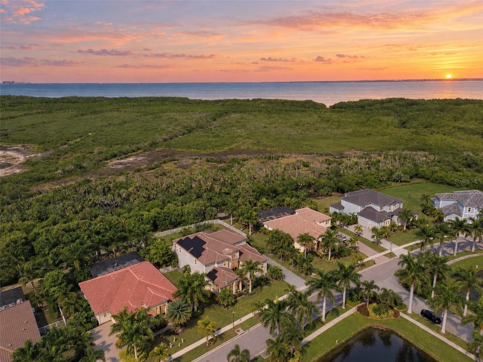 Single Family Residence at 832 MANNS HARBOR DR, APOLLO BEACH, photo 84 of 100