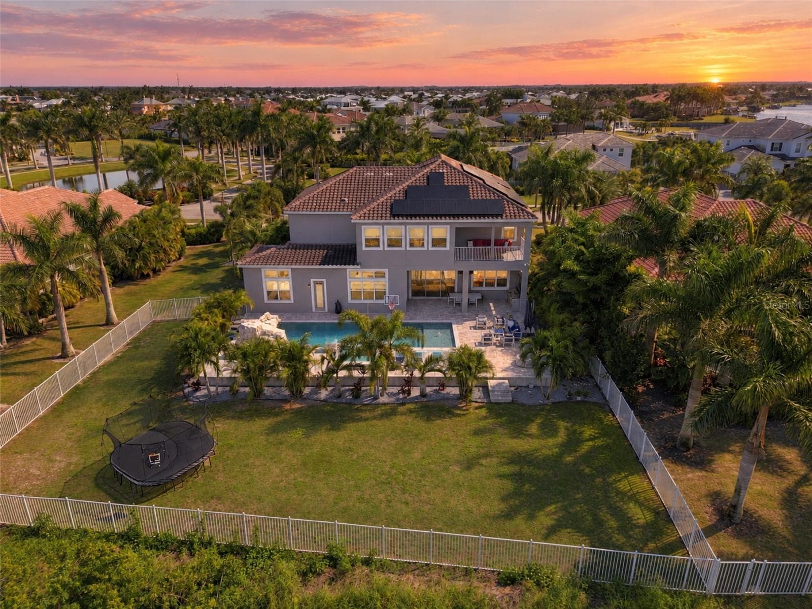 Single Family Residence at 832 MANNS HARBOR DR, APOLLO BEACH, photo 89 of 100