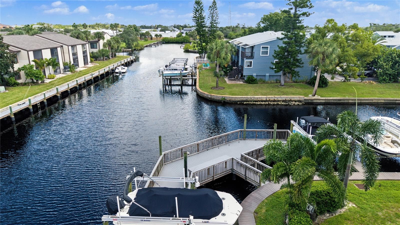 Townhouse at 849 CALLISTA CAY LOOP, TARPON SPRINGS, photo 43 of 75
