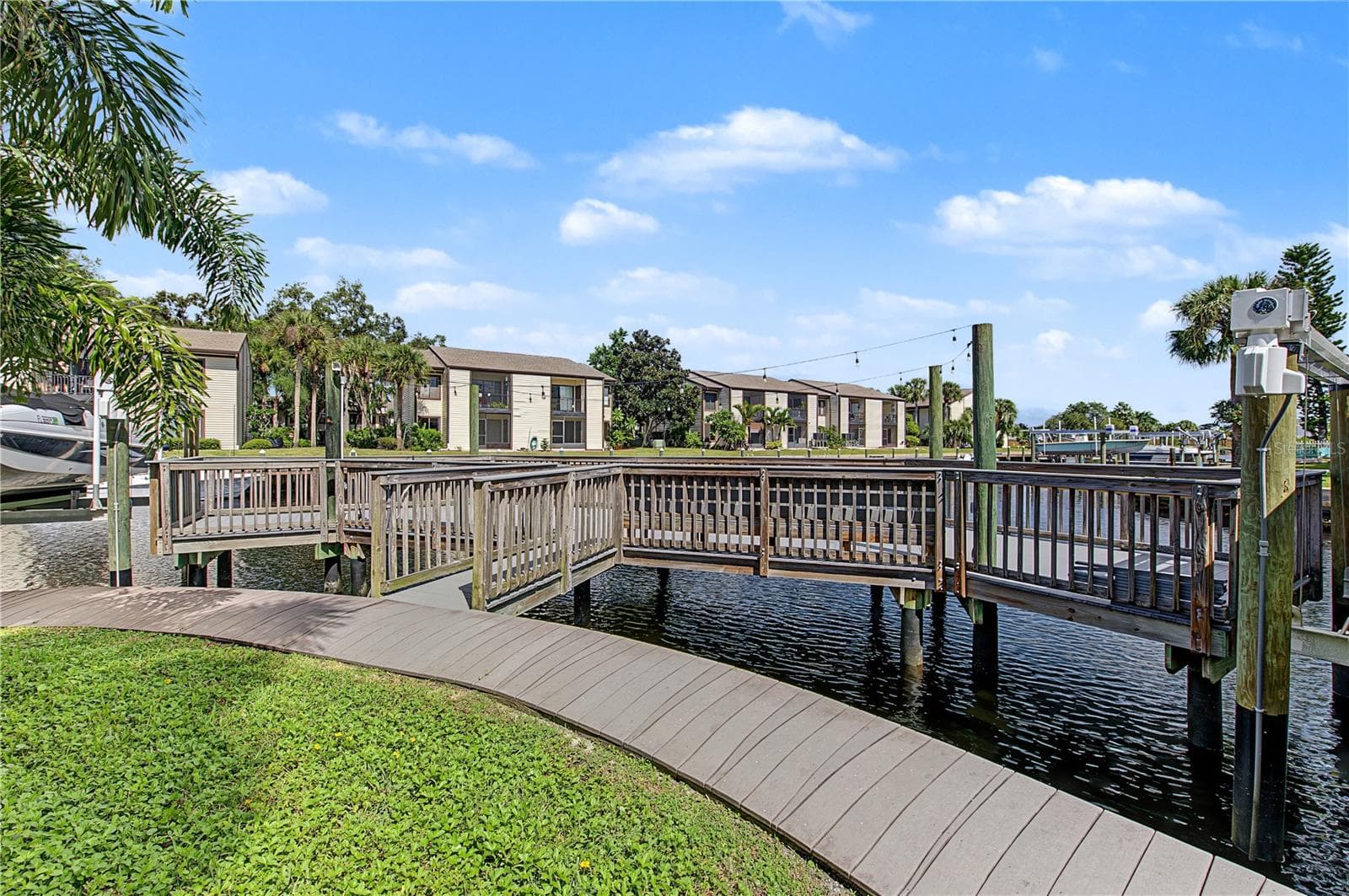 Townhouse at 849 CALLISTA CAY LOOP, TARPON SPRINGS, photo 45 of 75