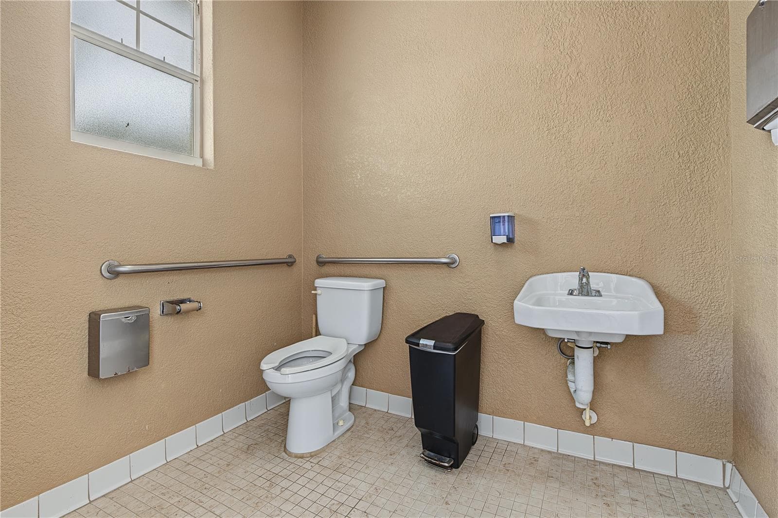 Townhouse at 849 CALLISTA CAY LOOP, TARPON SPRINGS, photo 58 of 75