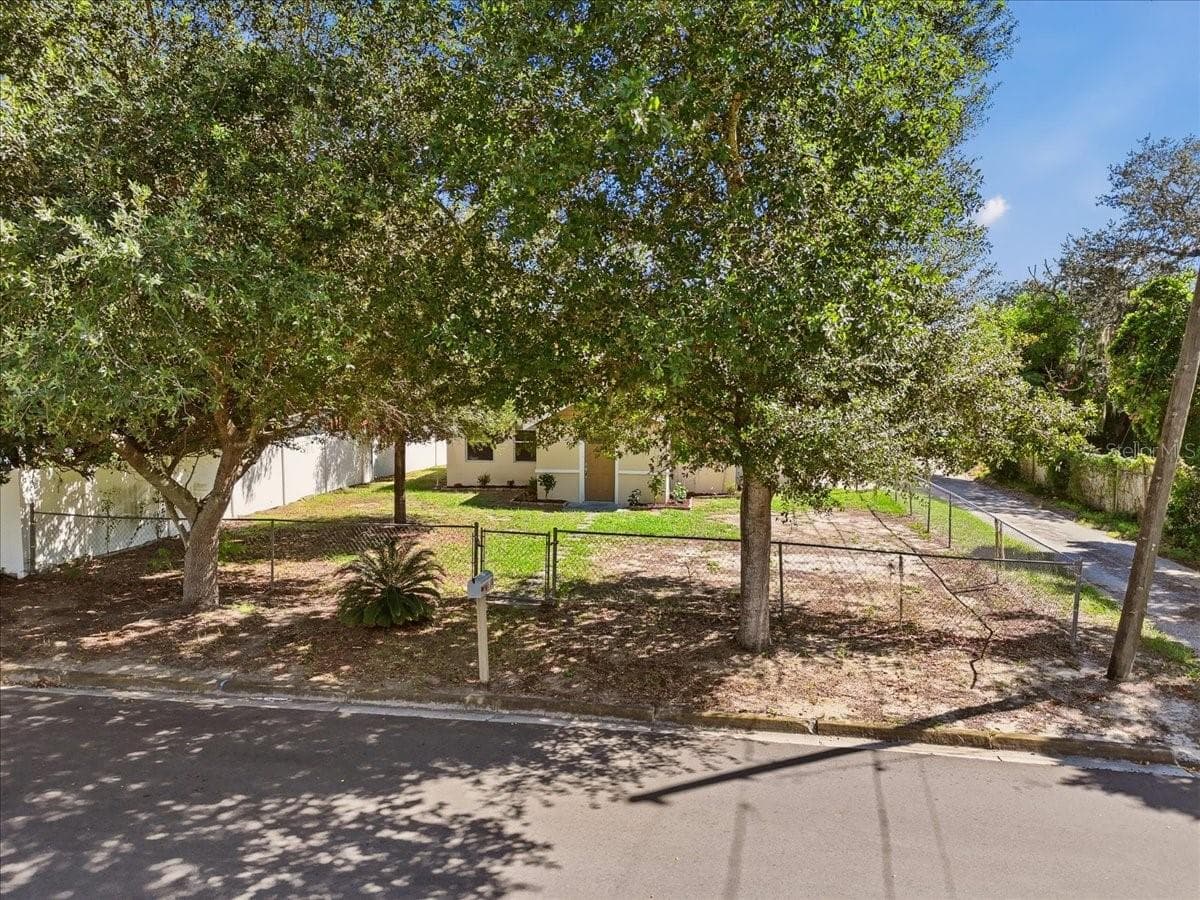 Single Family Residence at 618 4TH ST N, LAKE WALES, photo 23 of 40