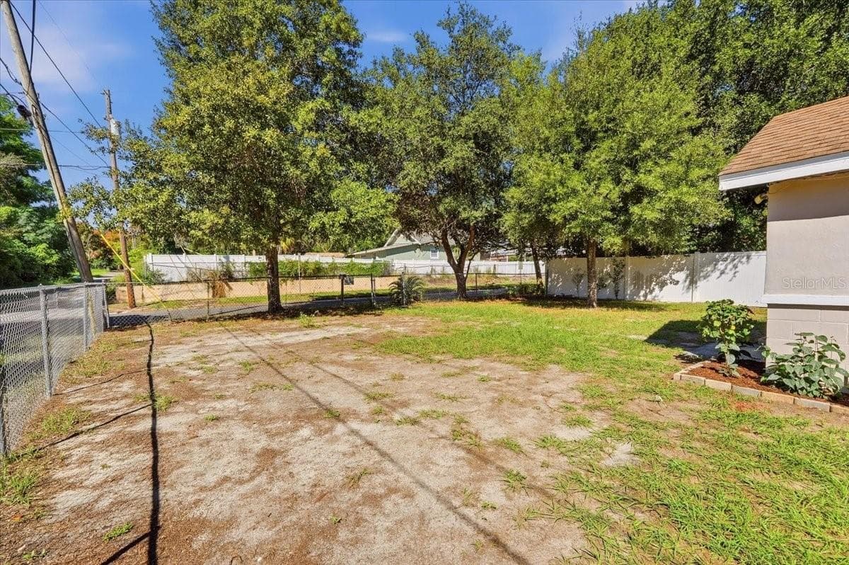 Single Family Residence at 618 4TH ST N, LAKE WALES, photo 36 of 40