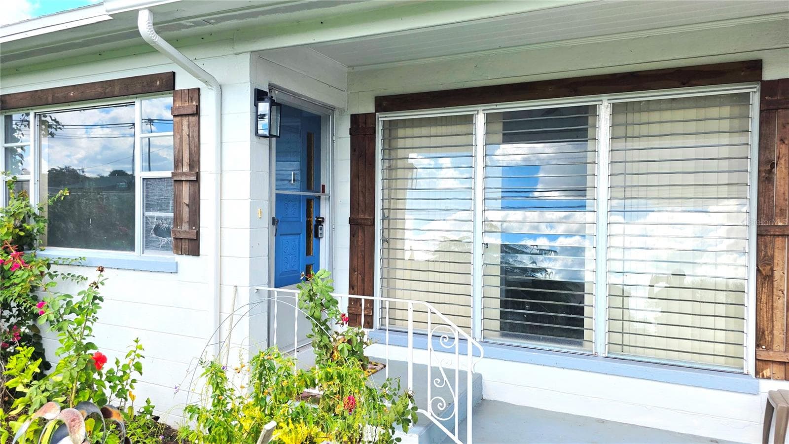 Single Family Residence at 213 W CRAWFORD ST, LAKELAND, photo 13 of 87
