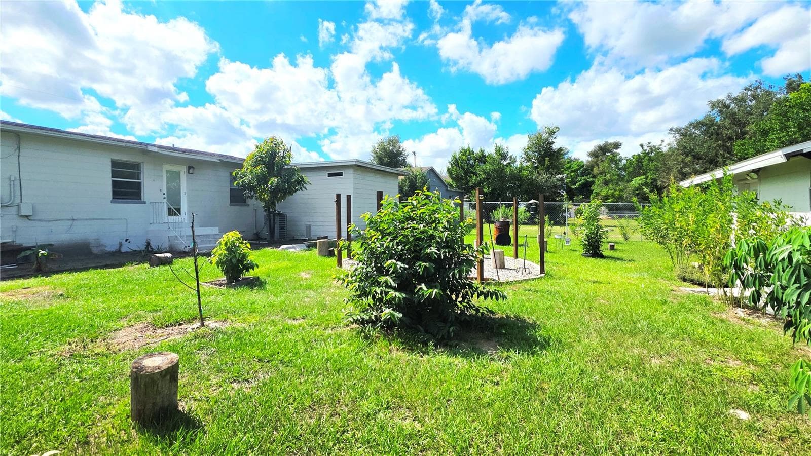 Single Family Residence at 213 W CRAWFORD ST, LAKELAND, photo 80 of 87