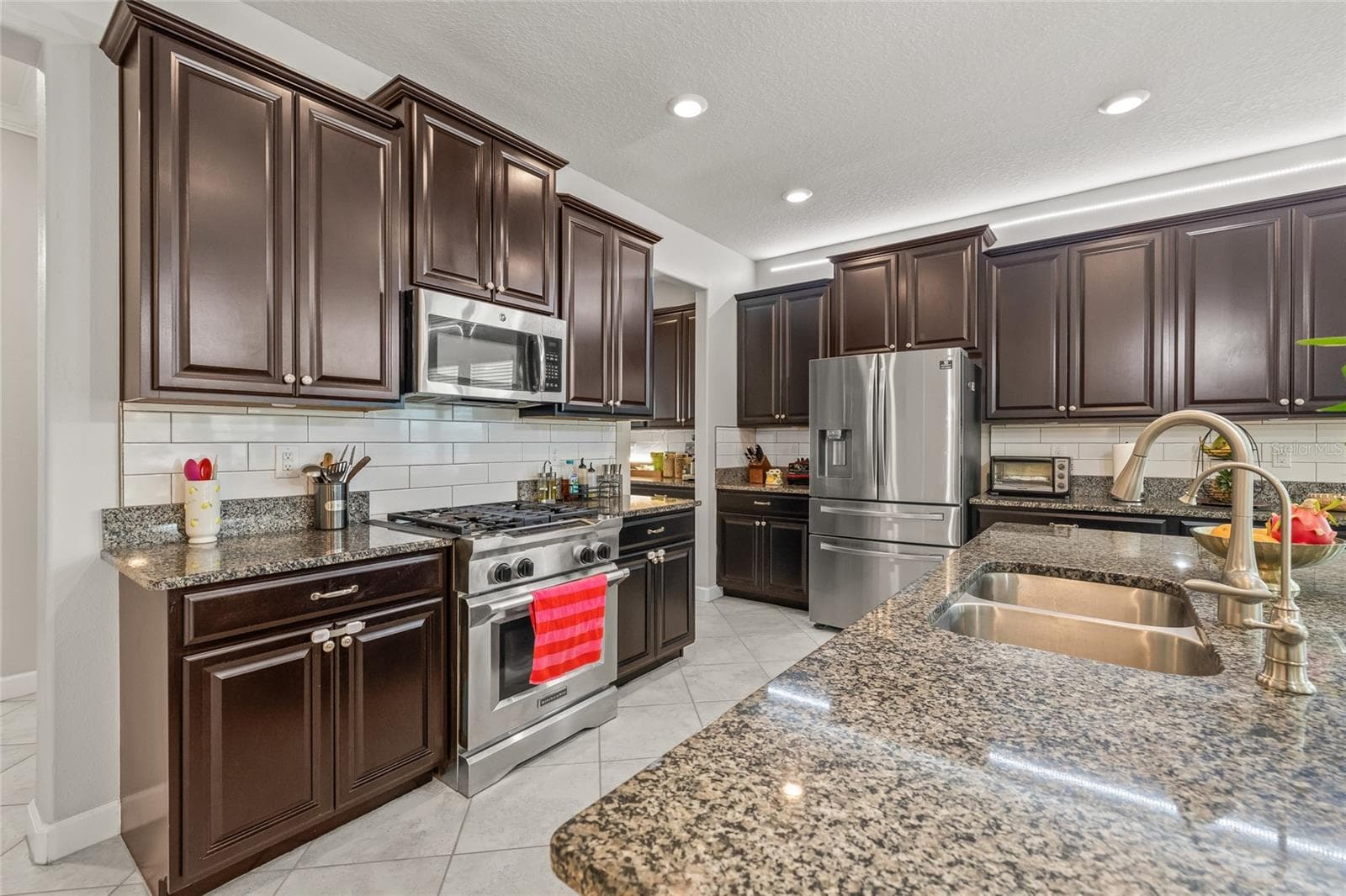 Single Family Residence at 3212 CALVANO DR, LAND O LAKES, photo 7 of 58