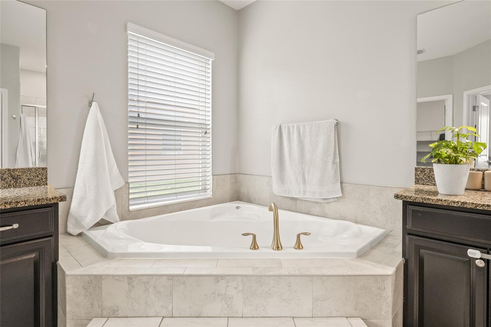 Single Family Residence at 3212 CALVANO DR, LAND O LAKES, photo 25 of 58