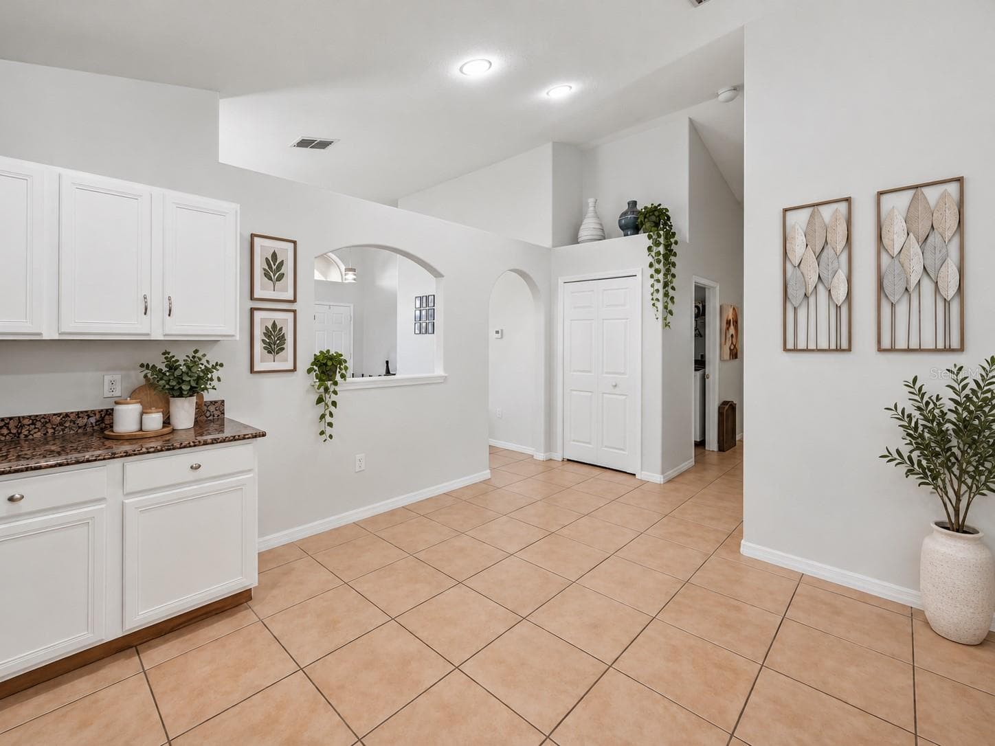 Single Family Residence at 3047 ROB WAY, KISSIMMEE, photo 8 of 34