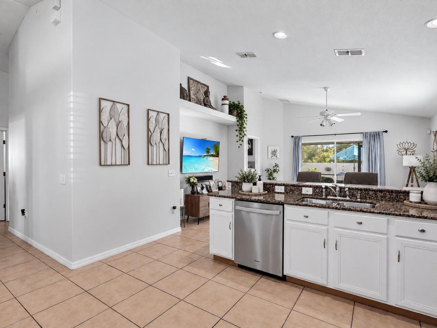 Single Family Residence at 3047 ROB WAY, KISSIMMEE, photo 10 of 34