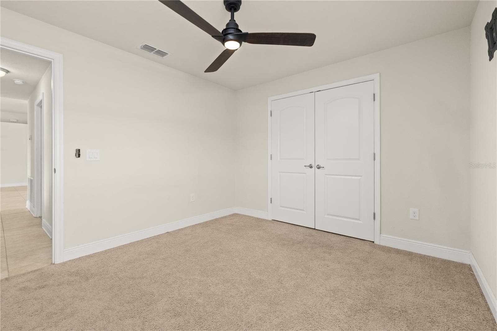 Single Family Residence at 702 COUNTRY WALK CV, EAGLE LAKE, photo 38 of 50