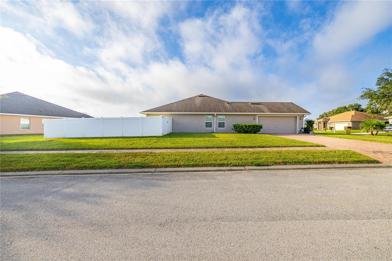 Single Family Residence at 702 COUNTRY WALK CV, EAGLE LAKE, photo 50 of 50