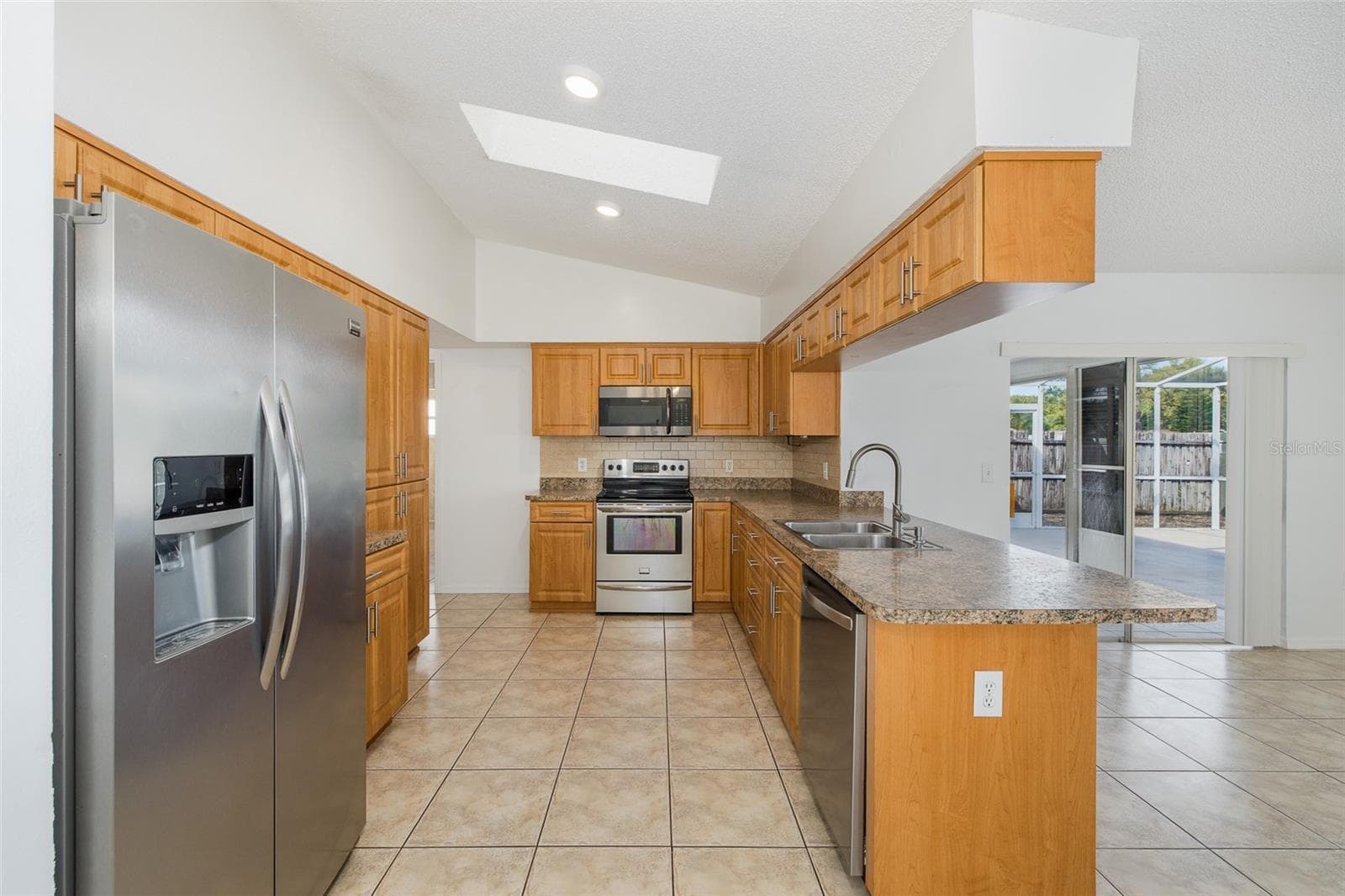Kitchen - 8231 MATTHEW DR, NEW PORT RICHEY