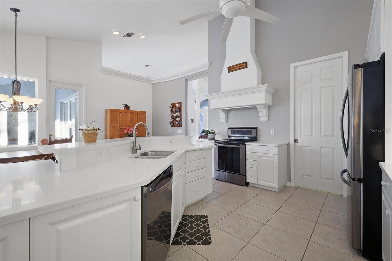 Single Family Residence at 750 HARMONY LN, ENGLEWOOD, photo 17 of 68