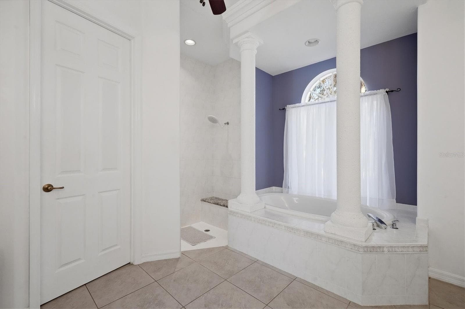 Single Family Residence at 750 HARMONY LN, ENGLEWOOD, photo 27 of 68